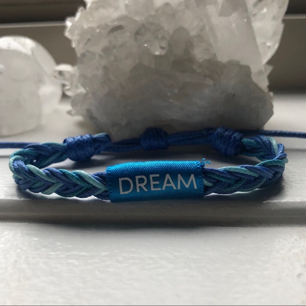 FREE w/ PURCHASE Dream Bracelet - Picture 2 of 3